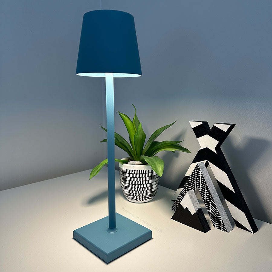 Hedendaagse draadloze moderne tafellamp