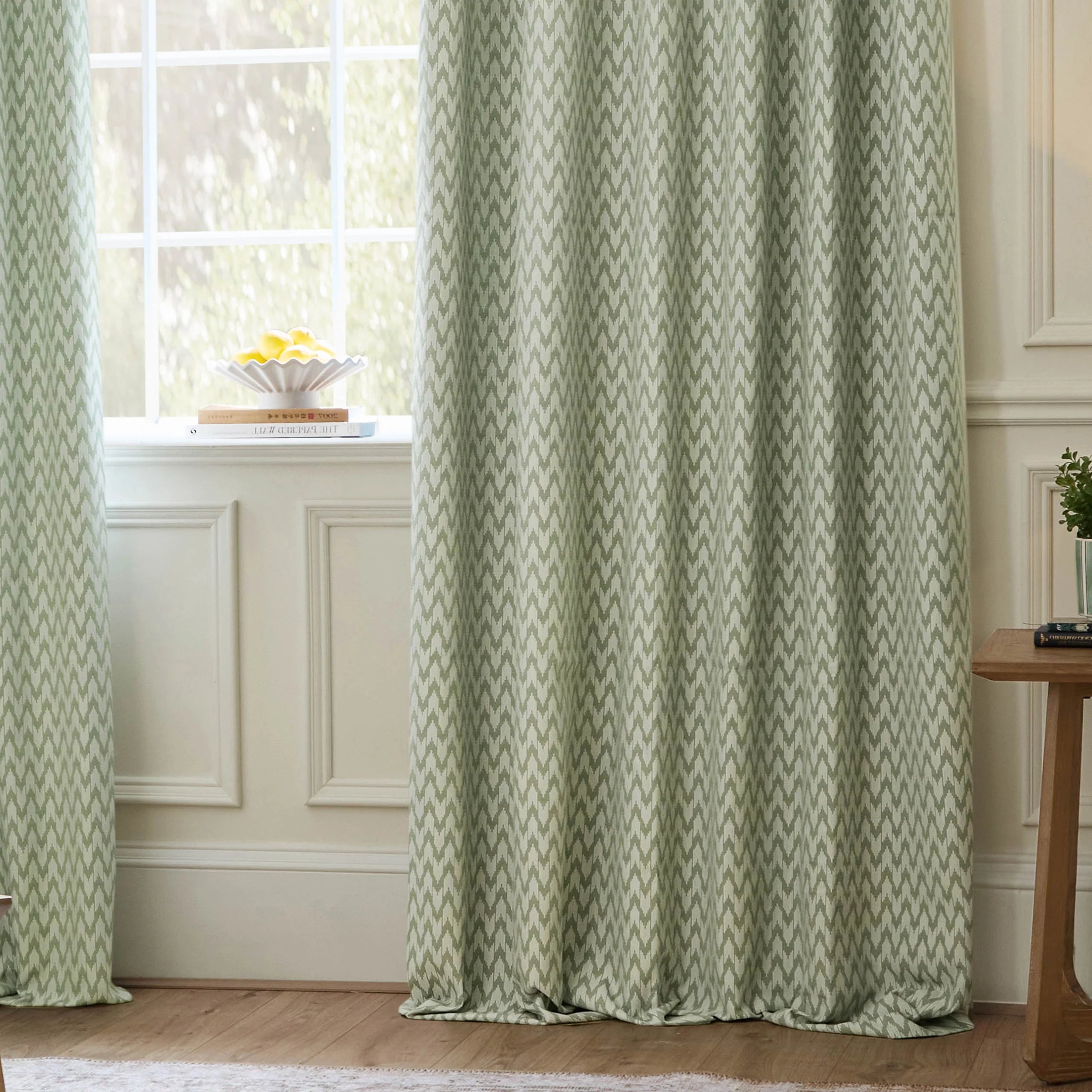 Tende a pieghe a matita in jacquard Brook Woodland - Lino