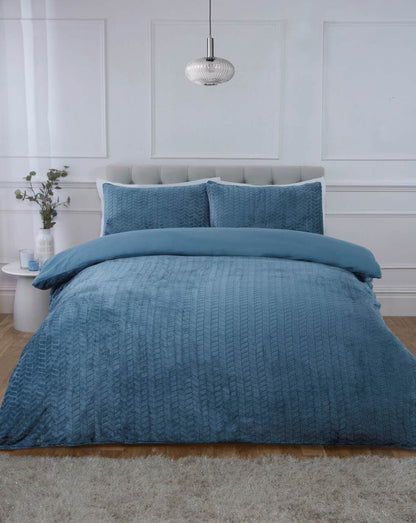 Chevron Faux Fur Duvet Set