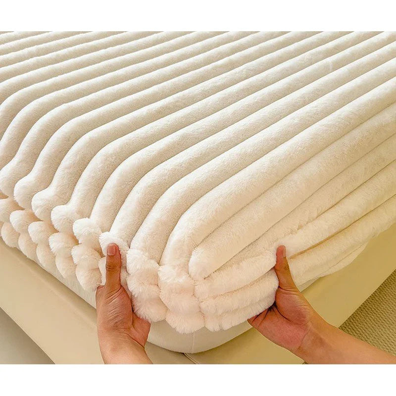 Ultra-Soft Luxury Fitted Bed Sheet