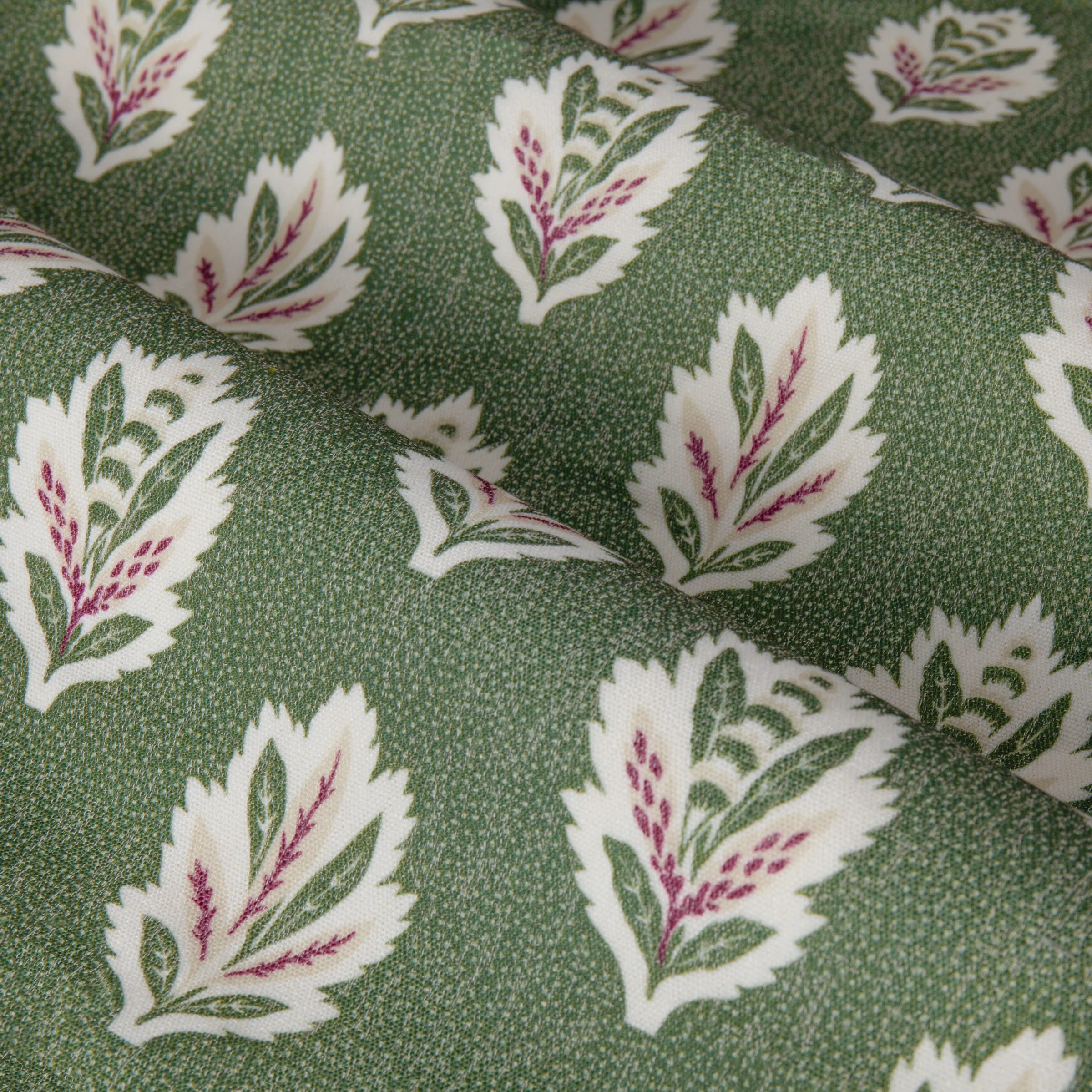 Tende a pieghe a matita in jacquard Brook Woodland - Lino