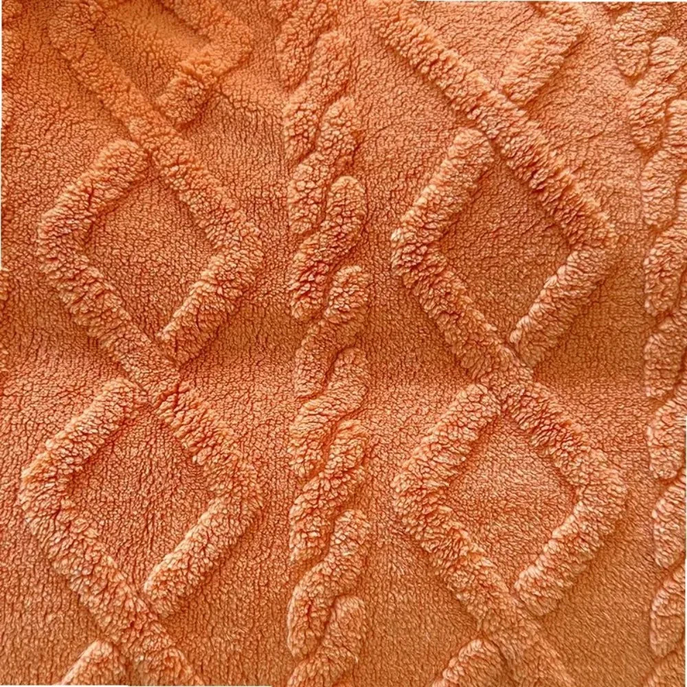 Raised diamond and cable texture on the duvet cover