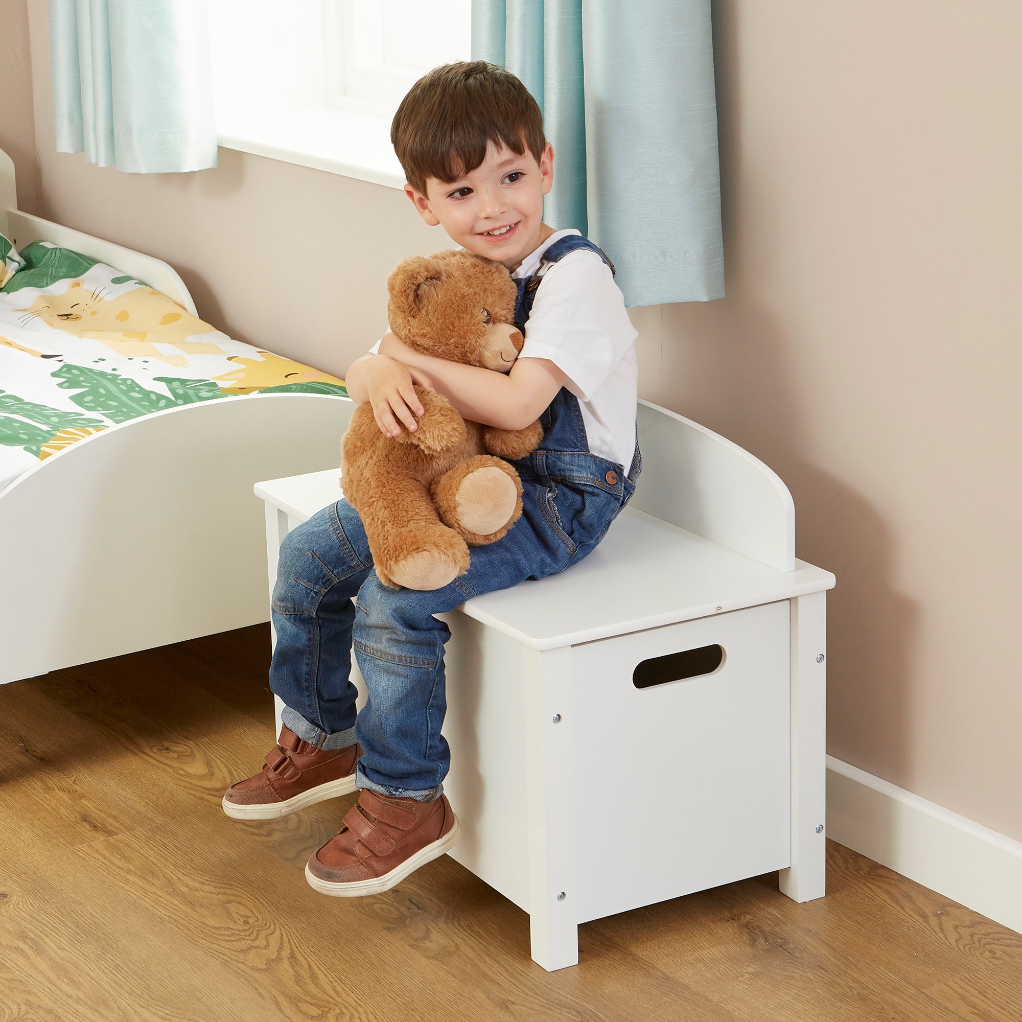 Classic White Big Wooden Toy Box