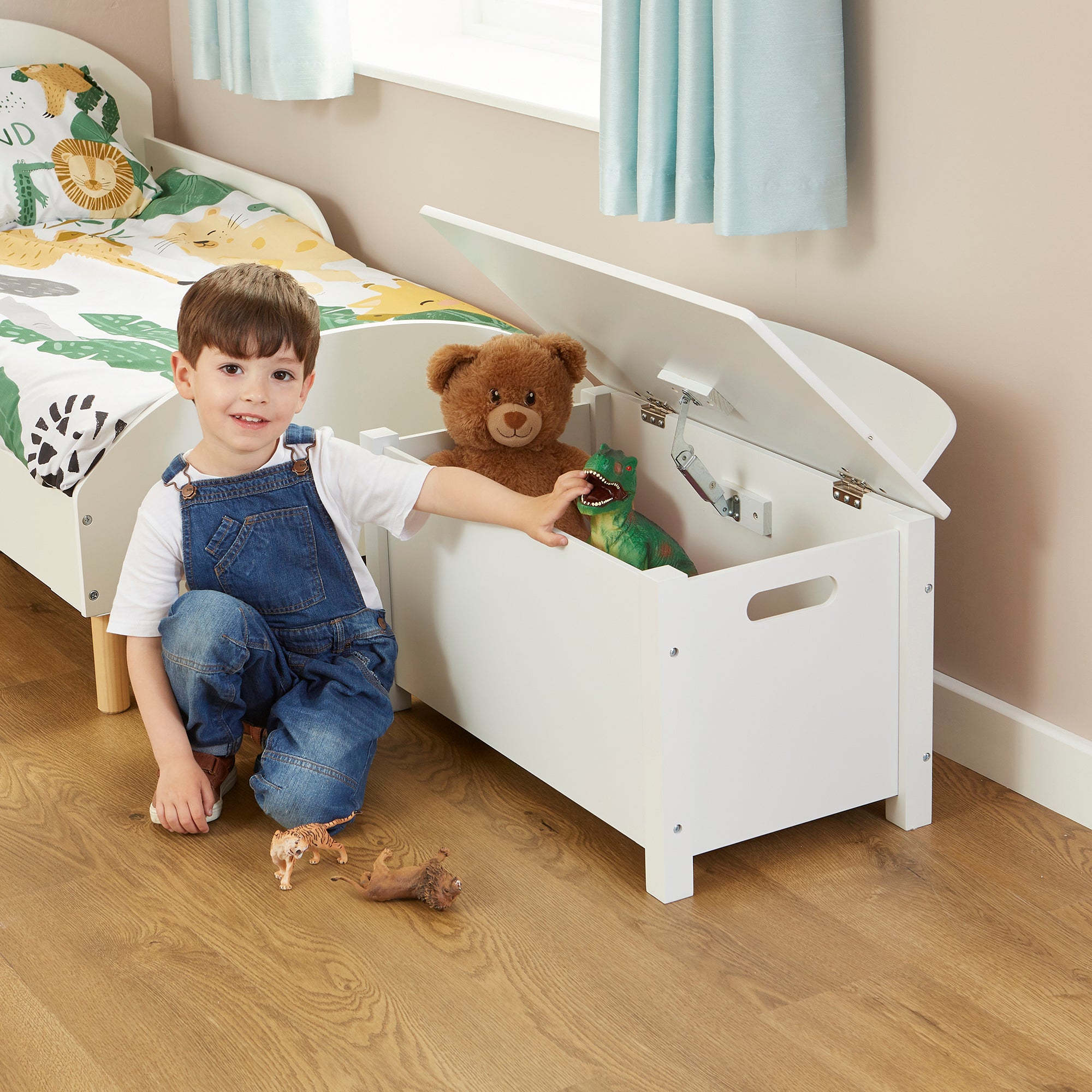 Classic White Big Wooden Toy Box