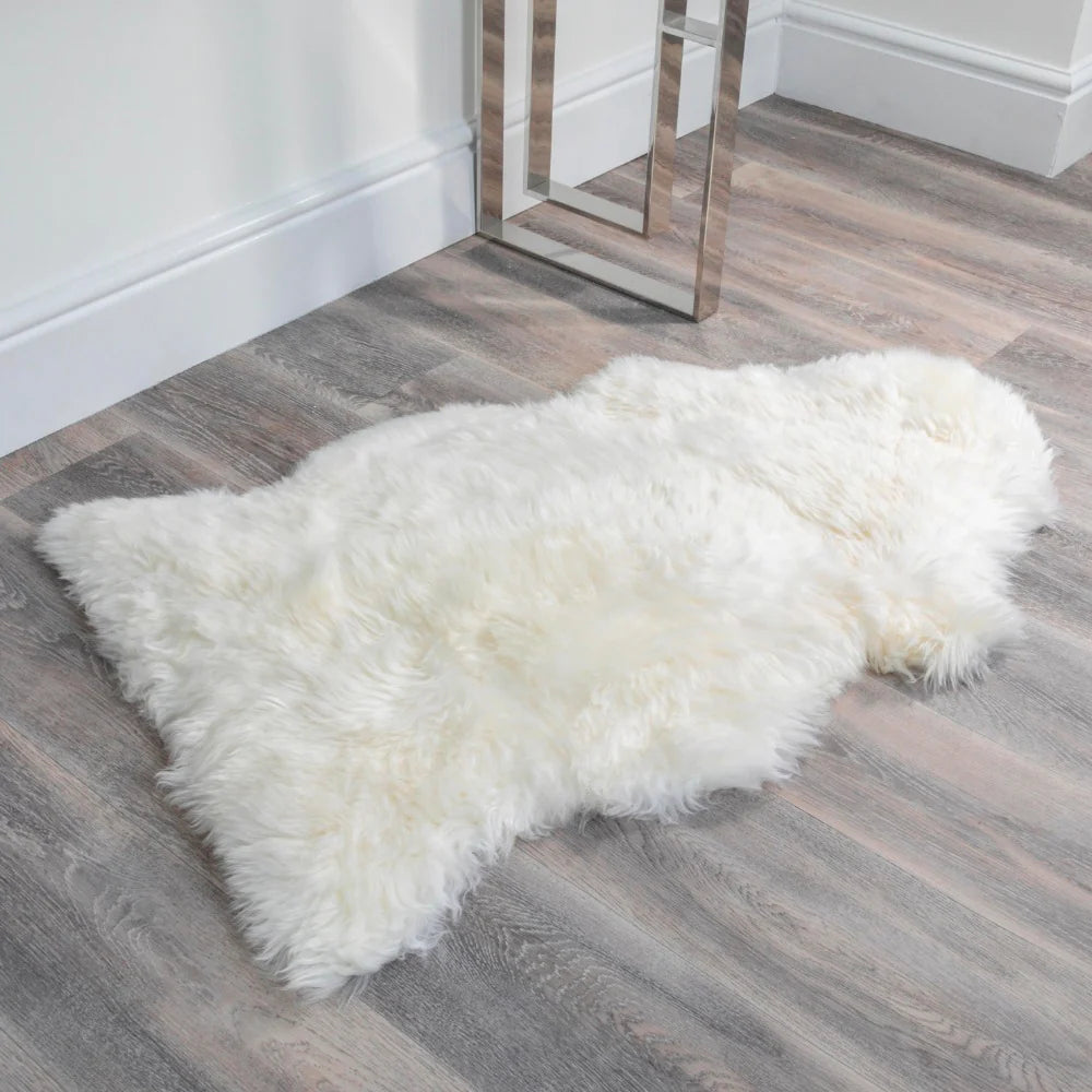 White Luxury New Zealand Sheepskin Rug