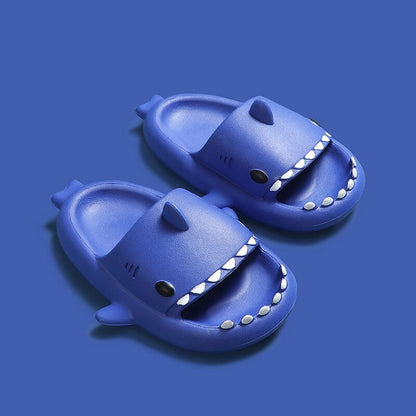 Chanclas antideslizantes con forma de tiburón para niños