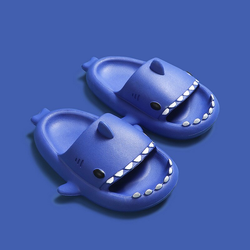 Chanclas antideslizantes con forma de tiburón para niños